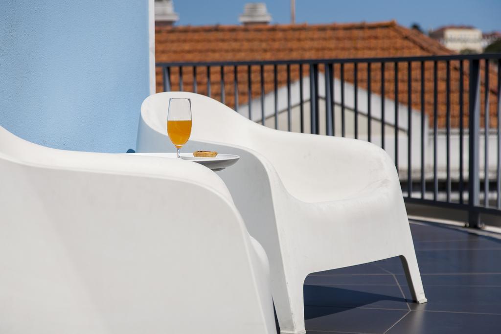 Joivy Joyful 2Br Apt With Terrace Nearby Sao Bento Palace Лиссабон Экстерьер фото